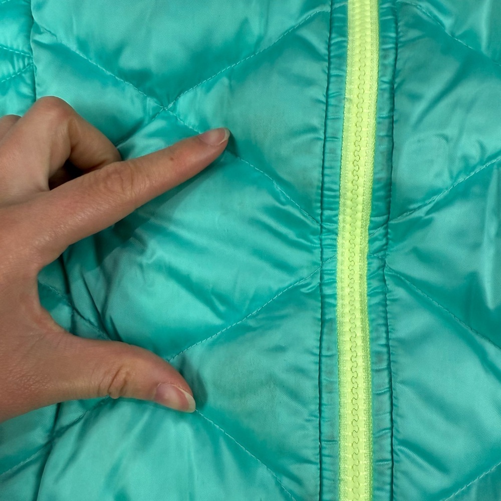 North Face Teal Quilted Jacket - Picture 6 of 16